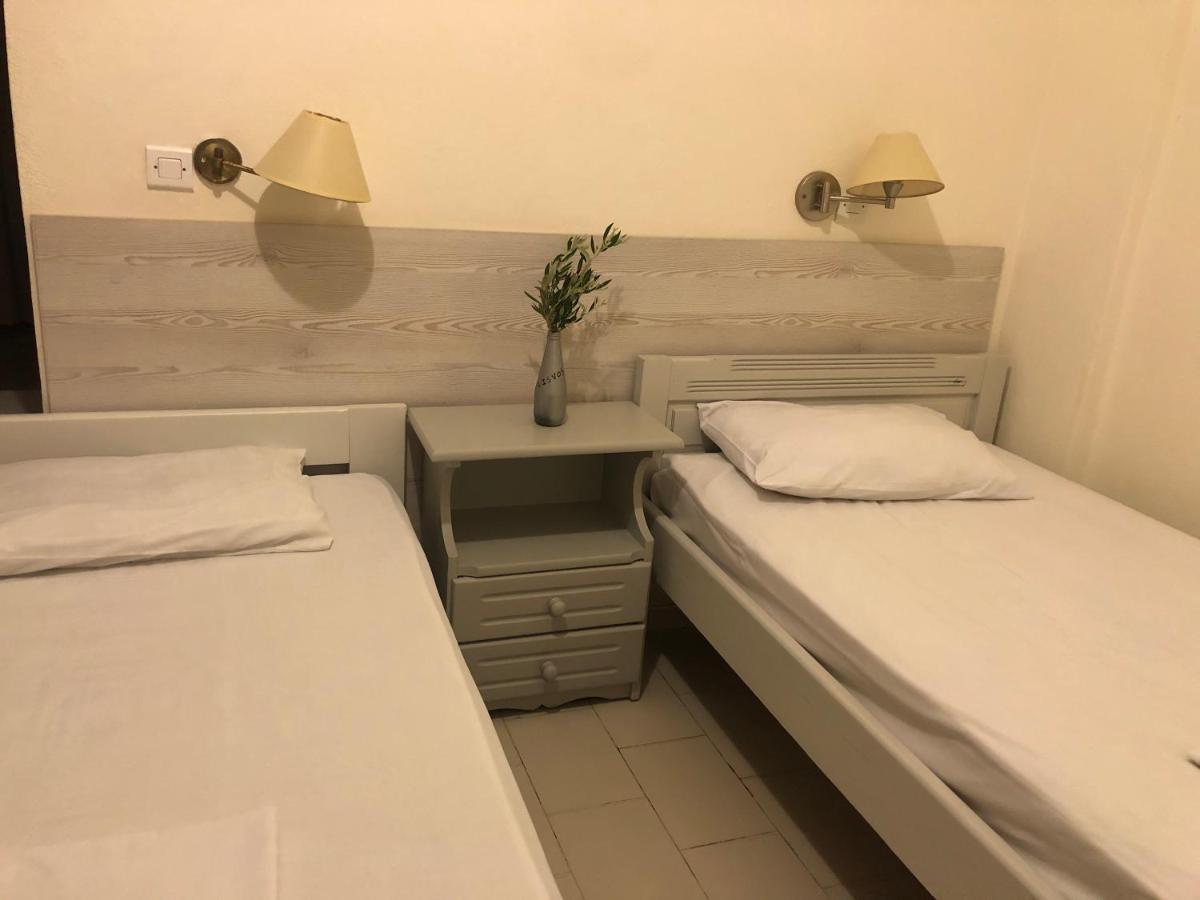 弗朗哥卡斯特隆 佛斯霍斯客房旅馆酒店 外观 照片